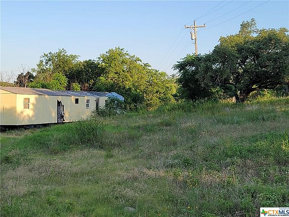 5th image of 501 Sierra Vista Dr