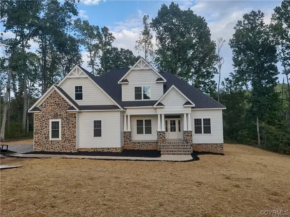 2248 Branch Springs Ct, Powhatan, VA 23139