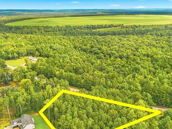3rd image of 460 Grover Wilson Rd