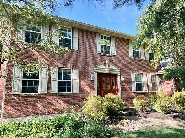 1st image of 9867 Stonebridge Dr