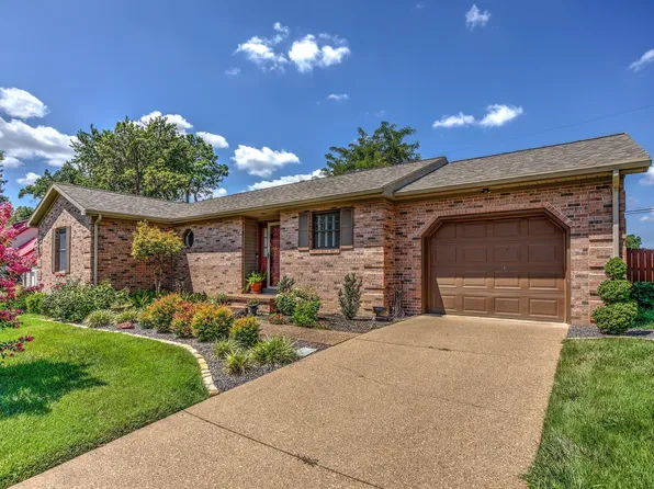 3800 Willow Bend Dr, Evansville, IN 47710