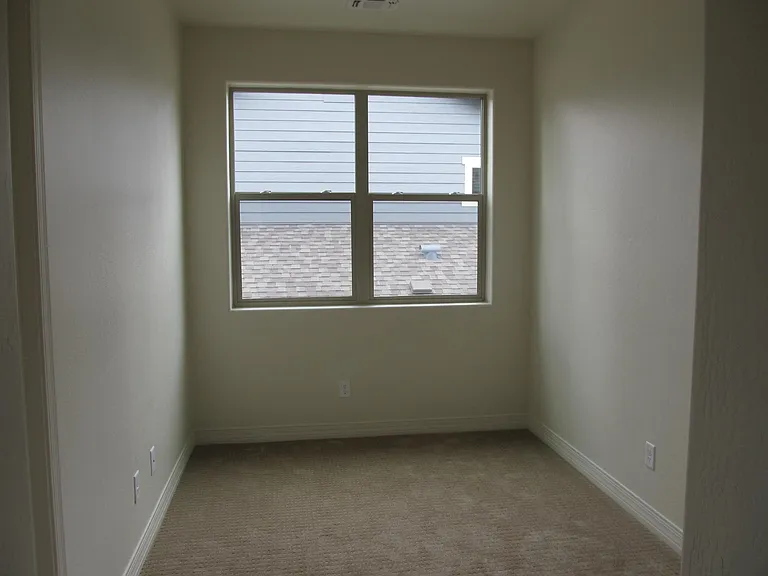 2595 W Pollo Cir — Photo 15