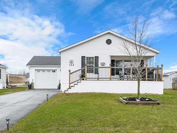 133 Parkview Cir, Wellington North, ON N0G 1A0