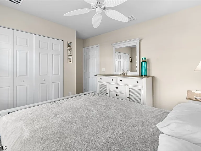10535 Carolina Willow Dr — Photo 23