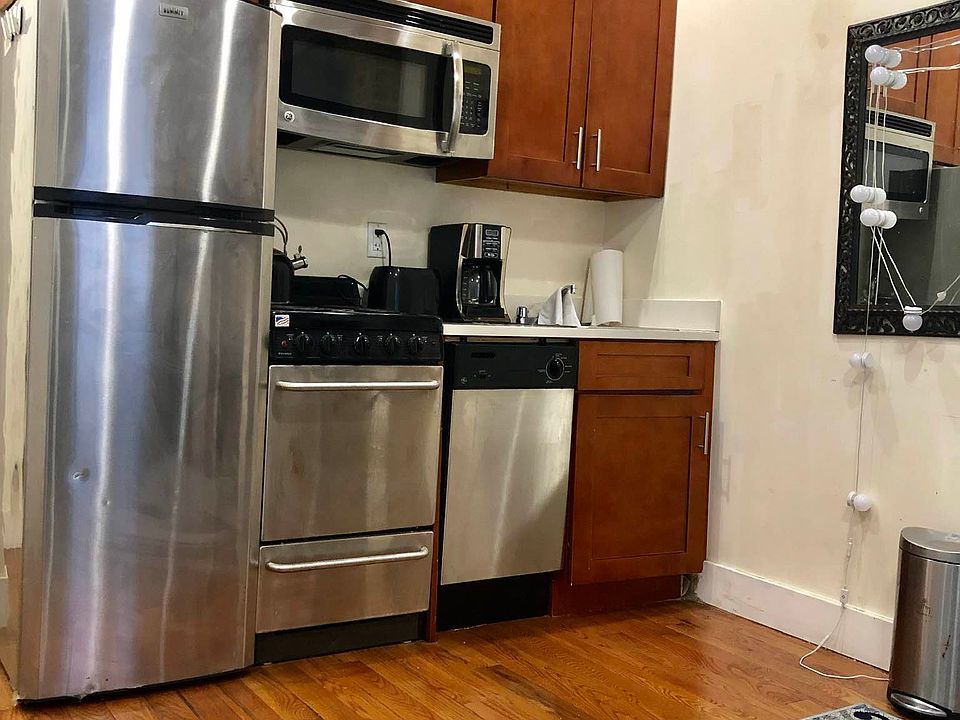 1st image of 171 W 83rd St APT 2A