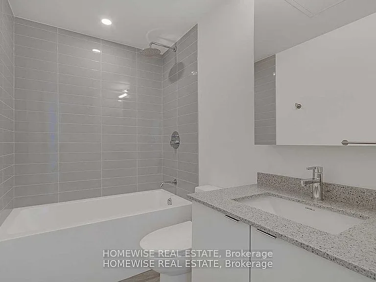 8868 Yonge St #1011E — Photo 16