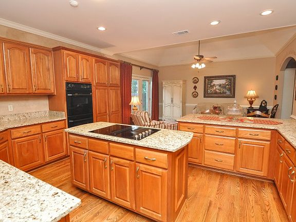 3rd image of 8456 Allenby Lakes Dr