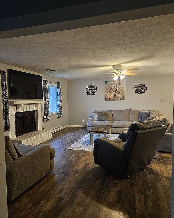 1306 Hemlock Dr, Marion, IL 62959 Zillow