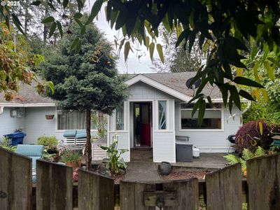 845 E 1st St, Coquille, OR, 97423