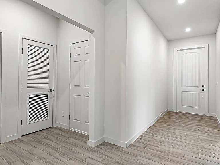 7704 Pacific Ave — Photo 21