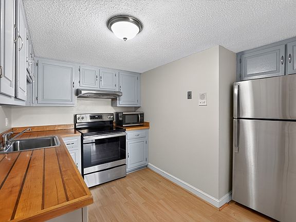 3rd image of 64 Wharf St #J2
