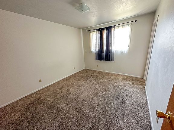 5th image of 2713 Luther Dr #203