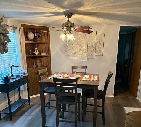 3rd image of 251 SE Opal Way