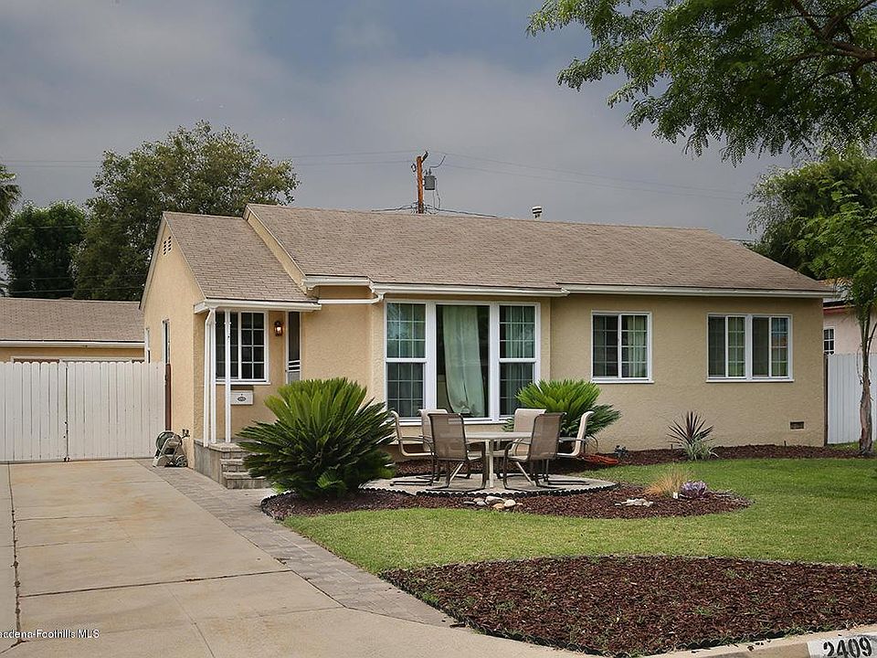 2nd image of 2409 Rochelle Ave