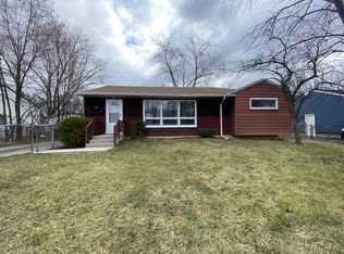 2225 Winnebago Rd, Waukegan, IL 60087