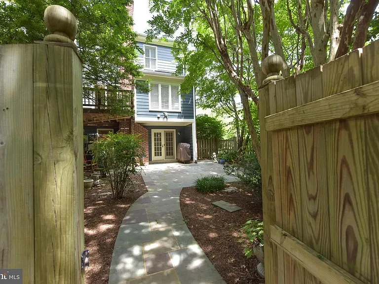 6801 McLean Province Cir — Photo 43