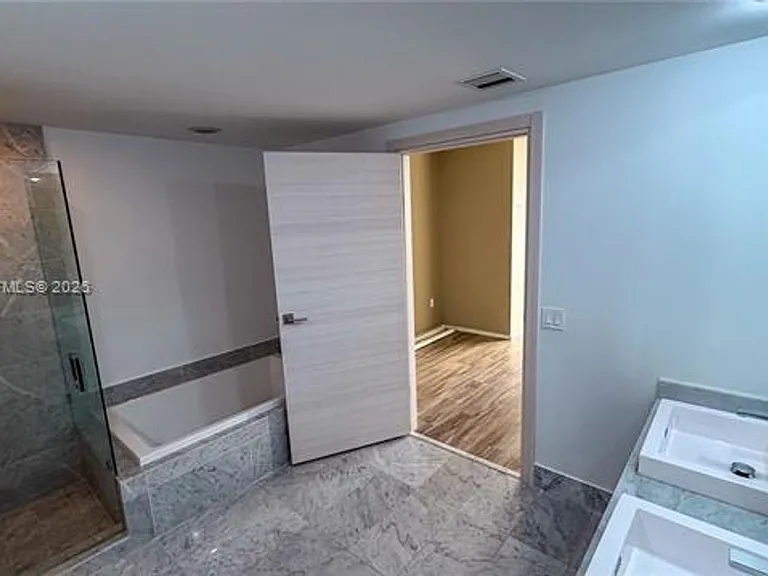 801 S Miami Ave #4501 — Photo 23