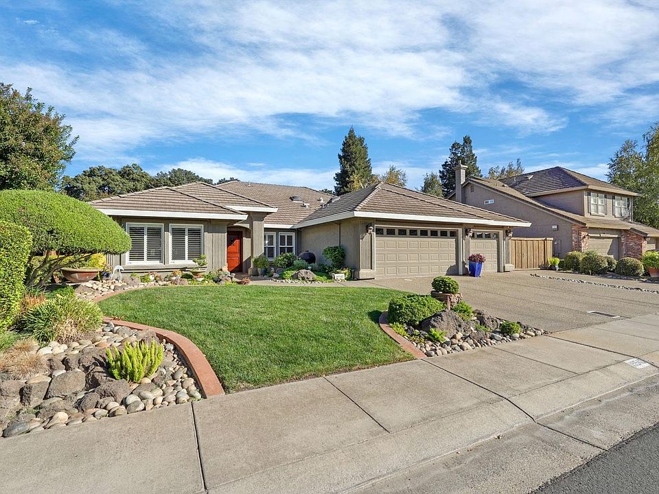 1st image of 19540 Benedict Dr