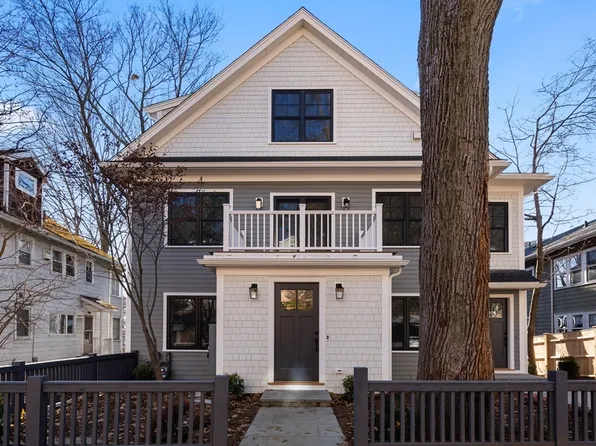 61 Mason Ter #61, Brookline, MA 02446