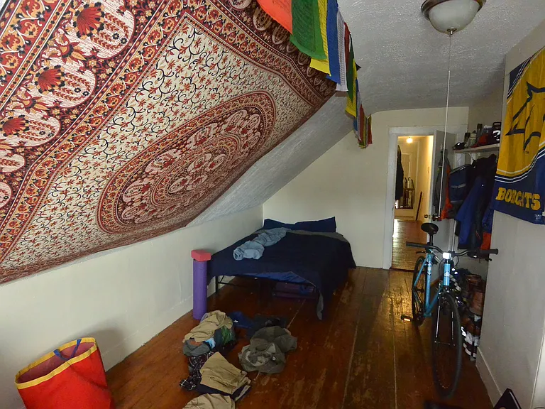 34 Linden St — Photo 13