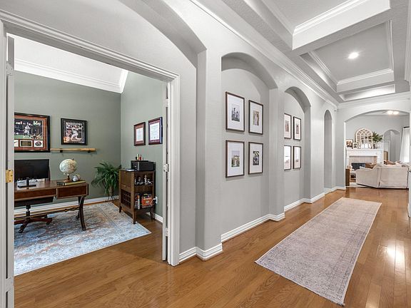 4th image of 26823 Sandy Arbor Ln
