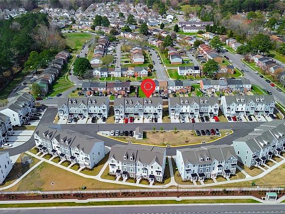 3rd image of 4122 Riverside Dr