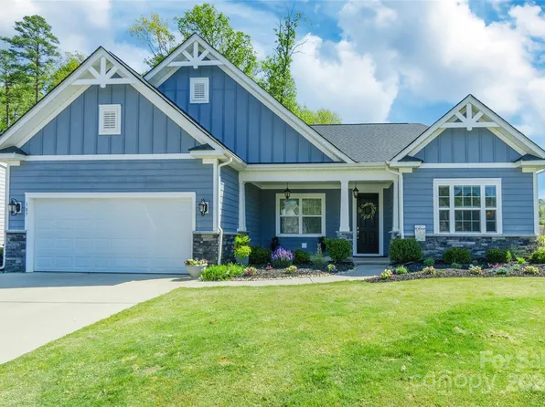 187 Broadleaf Dr, Denver, NC 28037