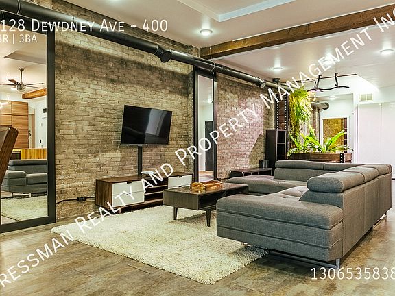 5th image of 2128 Dewdney Ave #400