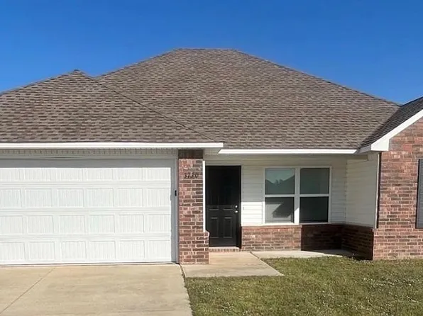 3730 Churchhill Dr, Jonesboro, AR 72404