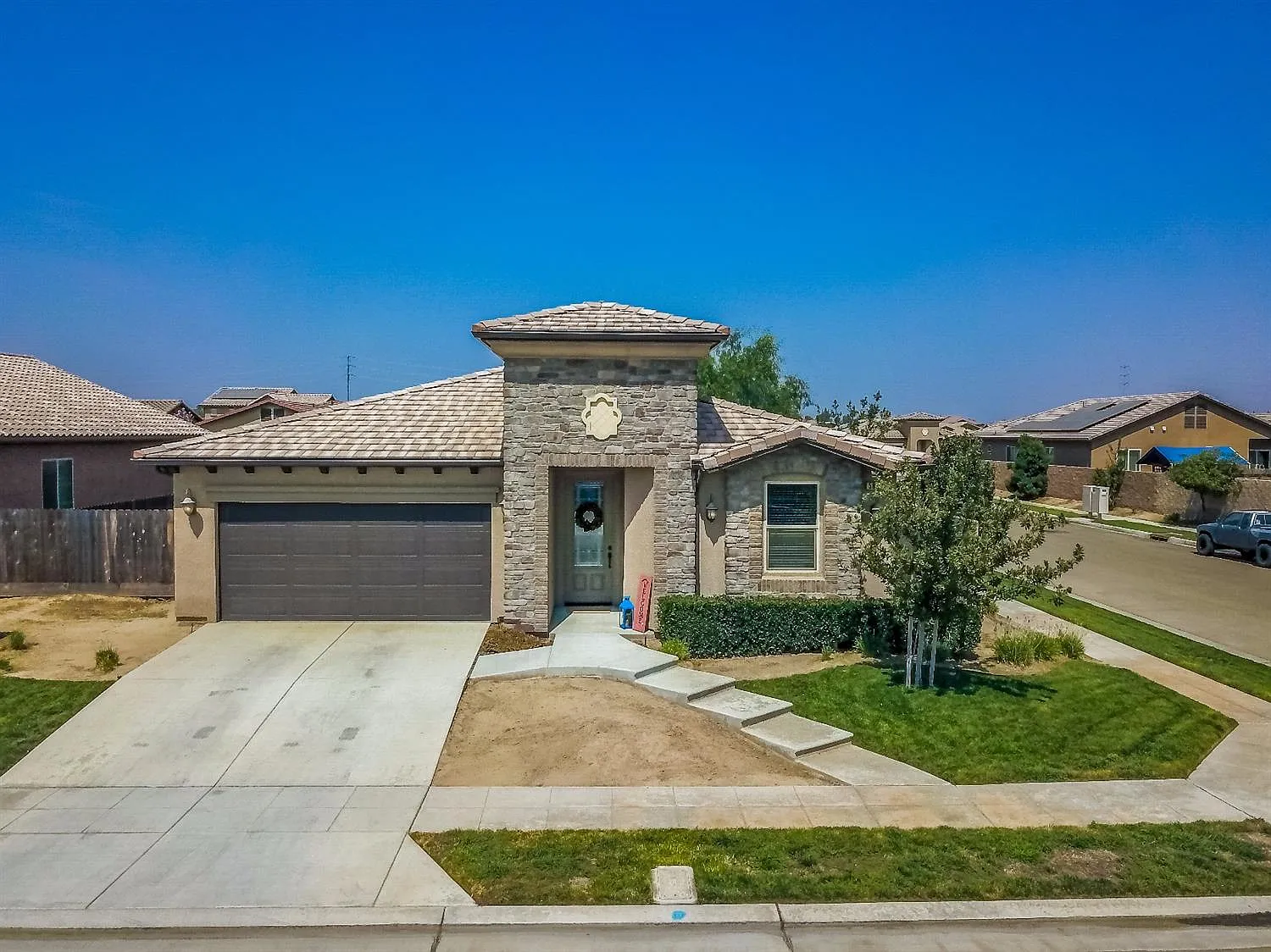5849 E Booker Ave photo 1