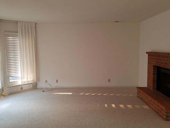 4th image of 218 26th Ave APT 201