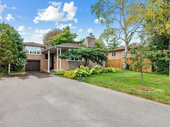 139 Holcolm Rd, Toronto, ON M2N 2E1
