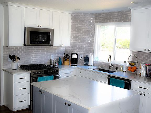5th image of 11209 NW 35th Ave