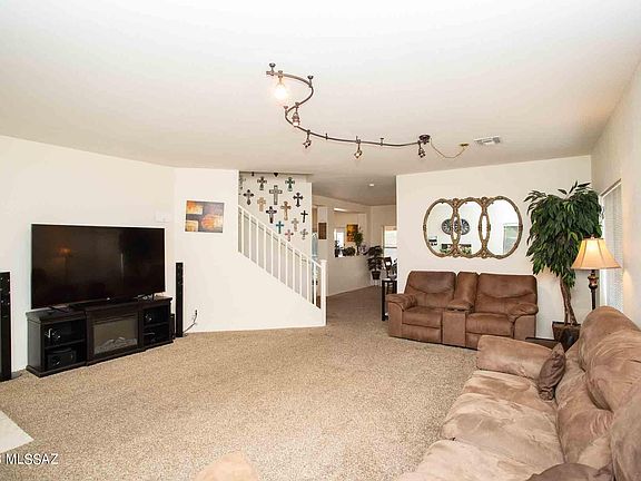 4th image of 4970 E Butterweed Dr