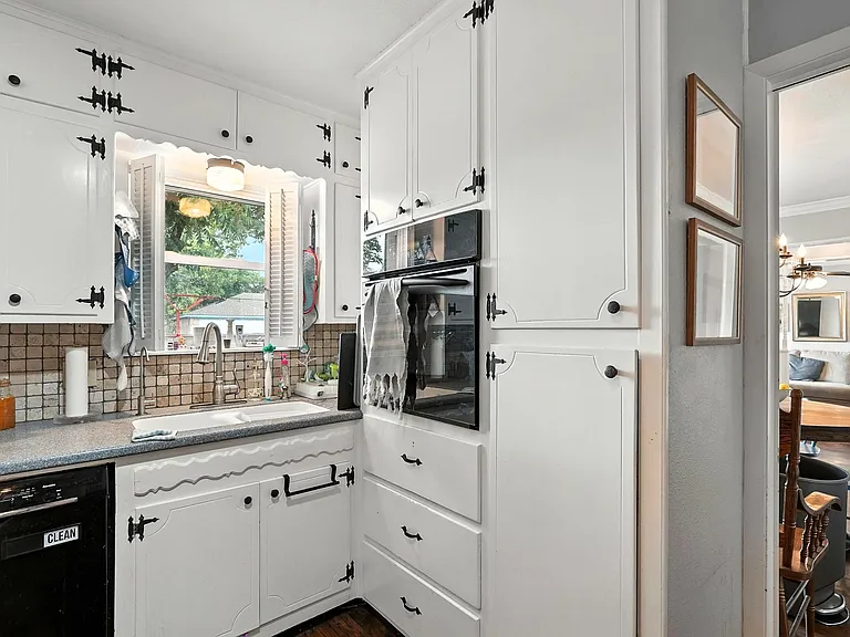 3026 Ventura Dr — Photo 10