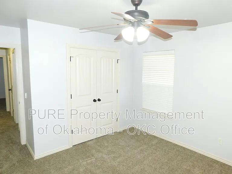 1100 Kelsi Dr — Photo 15