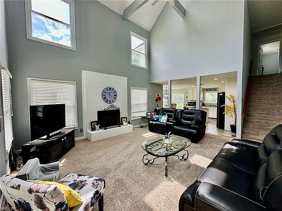 5th image of 101 Fleetney Cir