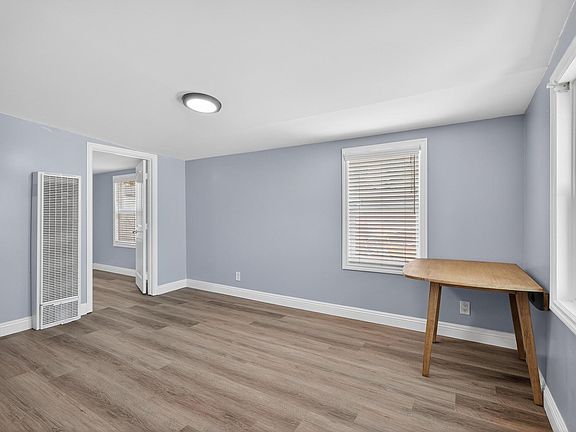 5th image of 3213 1/2 W 154th Pl