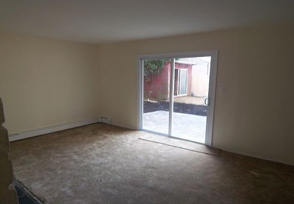 4th image of 30 Link Ln