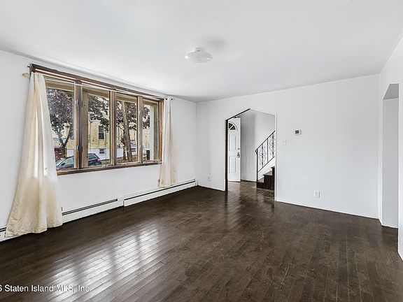 2nd image of 7 Osgood Ave