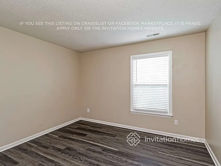 5937 Loch Arbor Ln — Photo 13