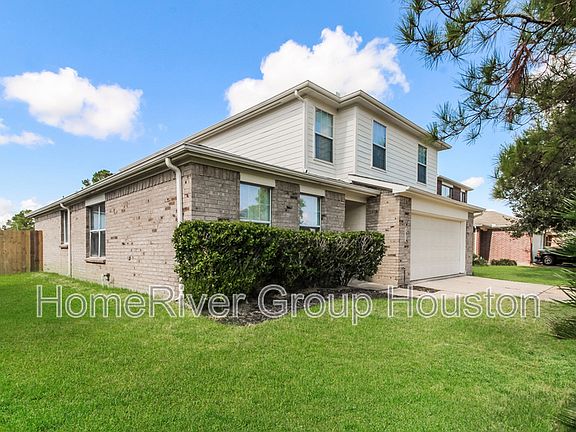 4th image of 1914 Honeysuckle Dr
