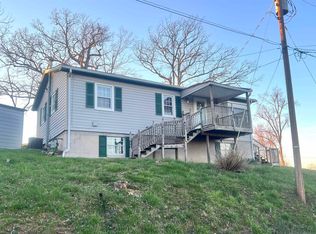 3628 Skyview Dr, Huntington, WV 25701