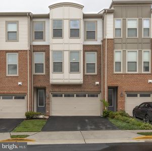 42344 Alder Forest Ter, Sterling, VA, 20166