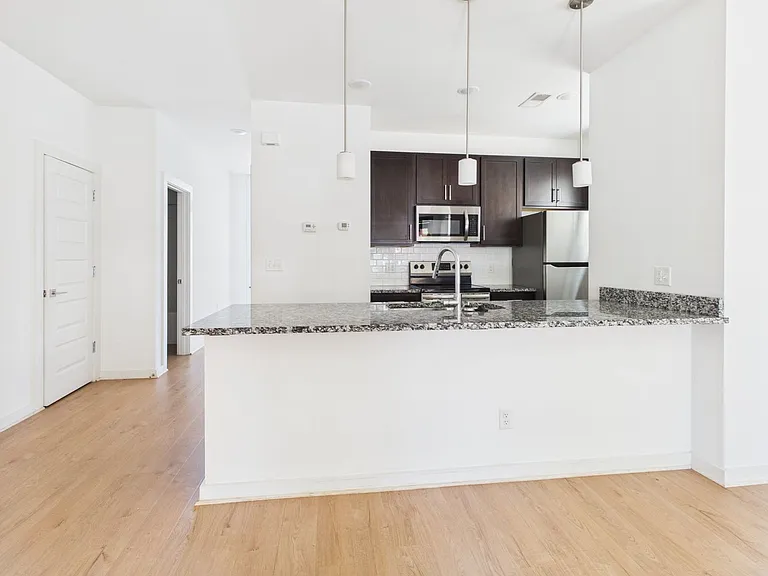 1212 Porter St #A — Photo 9