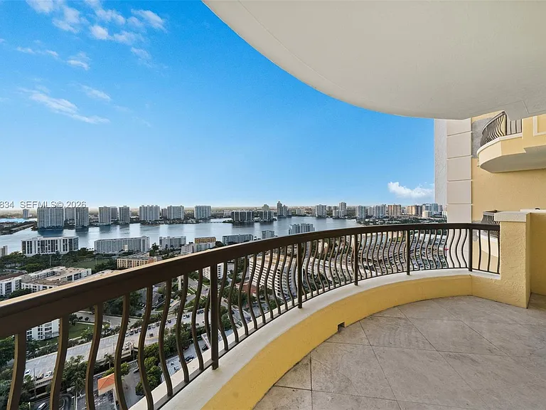 17875 Collins Ave #3205 — Photo 37