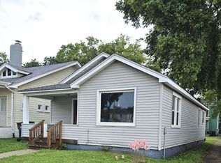 413 Haines Ave, Pekin, IL 61554