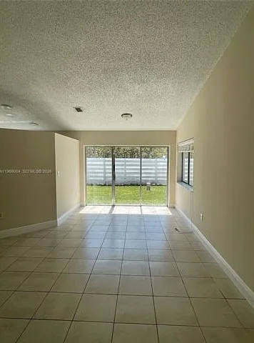 13772 SW 145th Ter — Photo 13