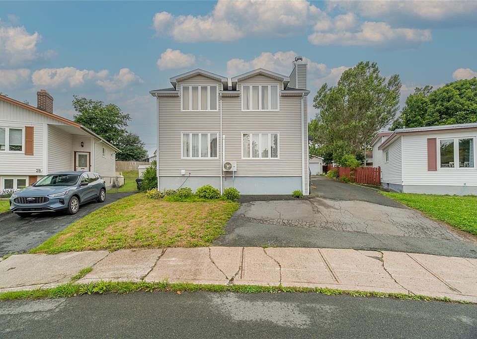 1st image of 26 Lloyd Crescent
