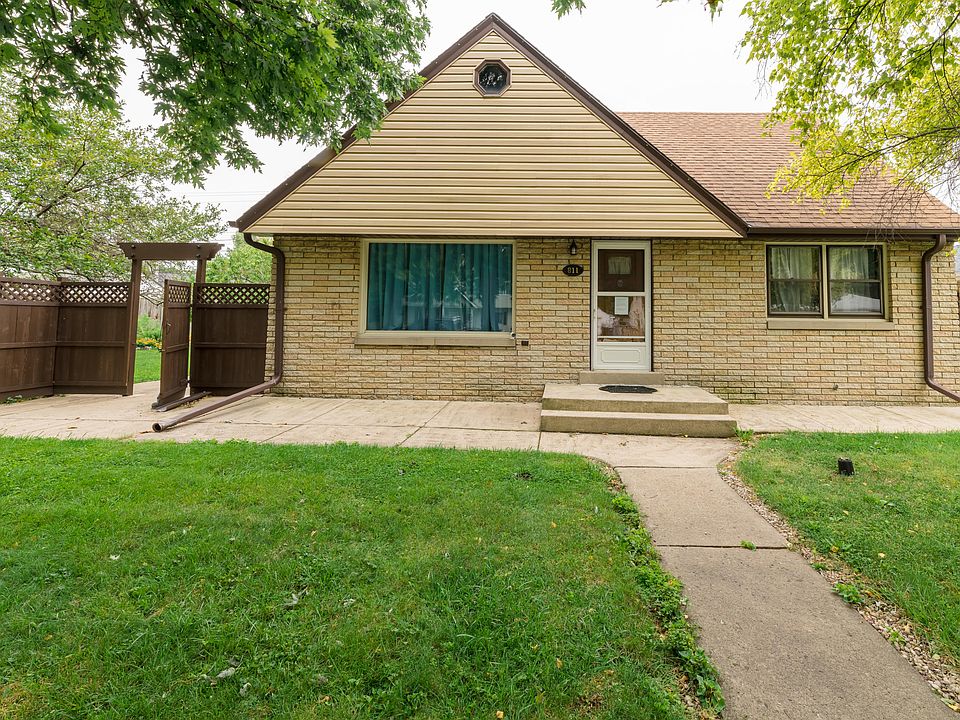 2nd image of 811 Sherman Ave